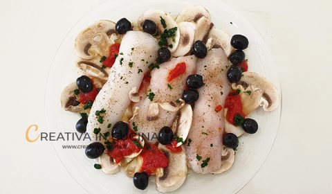 Filetti di merluzzo con funghi e olive, in forno ricetta di Creativa in cucina