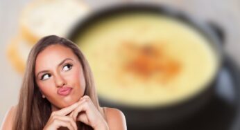 Niente pasta in questa zuppa, solo cavolo cremoso e delizioso: la mangi che é un piacere